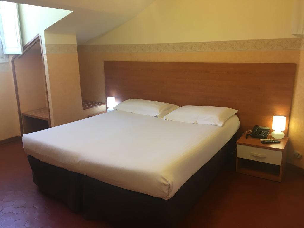 Hotel Liberty ซานเรโม ภายนอก รูปภาพ